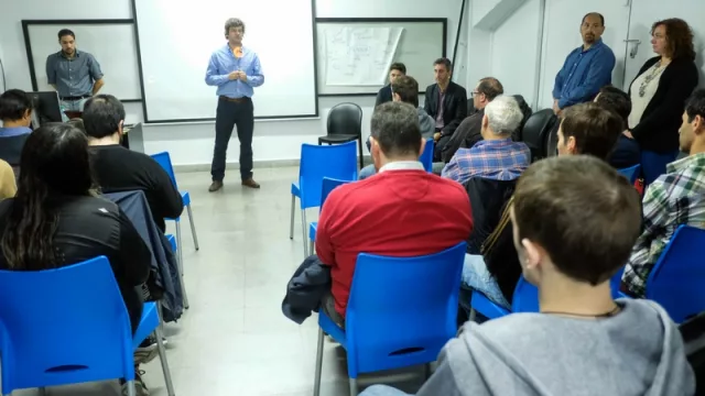 Se viene "Desafío Motorola" (para motivar el emprendedurismo y atrapar talentos)