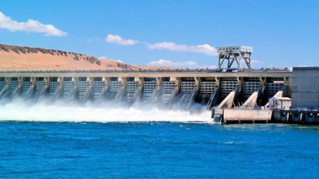 Prorrogan por 100 días concesiones de centrales hidroeléctricas del Comahue