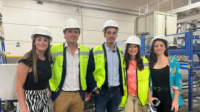 De izquierda a derecha: Gabriela Fambrini, Santiago Fiore, Mauricio Defagot, Cecilia Maldonado y Virginia Bianco.