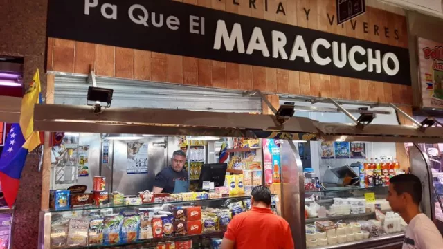 Las tiendas inmigrantes en España: el retail ignorado y esencial (se estima que son alrededor de 30.000)