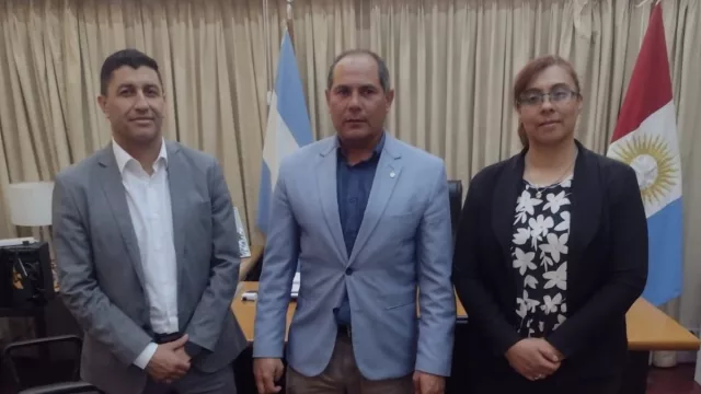 De izq. a derecha: José Gabriel Fierro, Sebastián del Carpio y Gabriela Rivero.