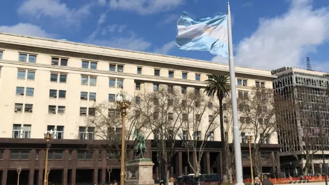 La AFIP investiga a agencias de turismo por maniobras fraudulentas en compras de divisas