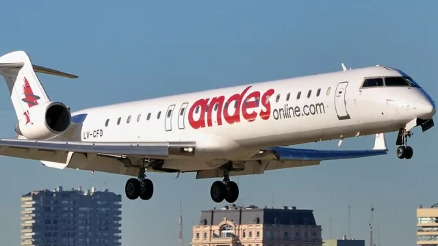 Andes incorporará otros dos aviones y nuevas rutas (transporta 100.000 pasajeros mensuales)