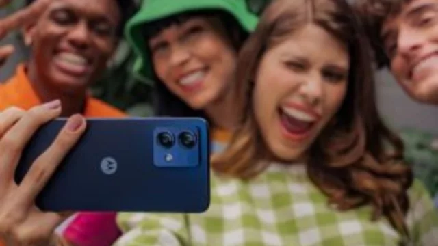 Motorola sigue apostando por Argentina (presentó cuatro nuevos celulares)