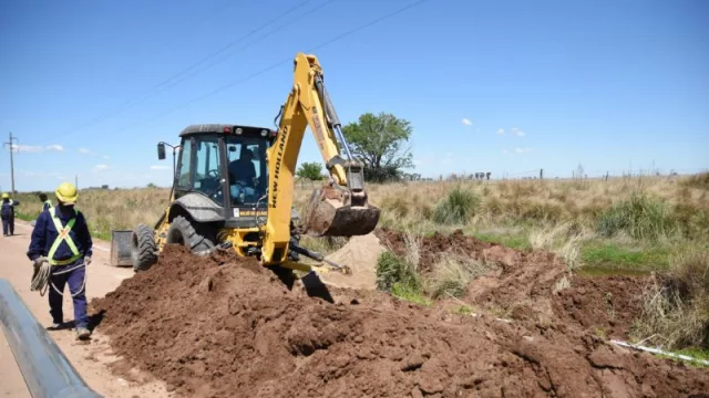 Córdoba: avanza la extensión del acueducto Huanchilla - Adelia María