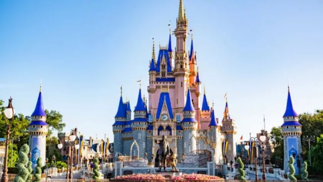 Disney, el gigante que impulsa la economía y la magia en Florida (informe de su impacto económico y de su valor para el Estado del Sol)
