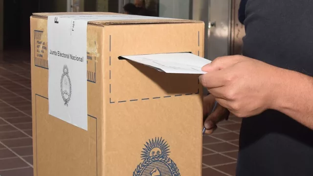 Anatomía de una urna: cómo detectar desinformaciones sobre la seguridad de las urnas