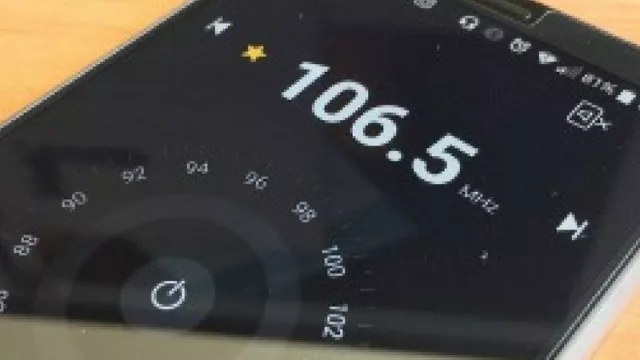 El lobby de ARPA quiere recuperar oyentes: Enacom pide liberar el chip del celular que permite escuchar FM