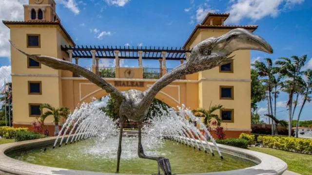 Hialeah (una ciudad ampliamente latina) rinde homenaje a Donald Trump con una nueva avenida con su nombre