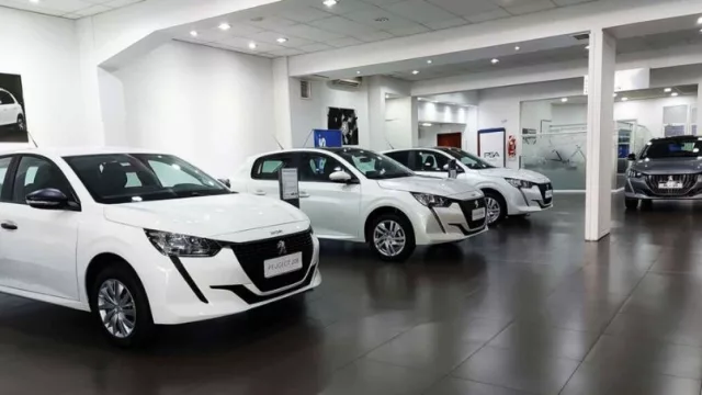 Peugeot 208 con entrega inmediata y patentamiento 2024