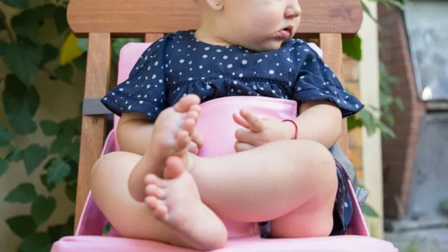 Ay Chirin, la silla portátil adaptable para bebés y niños que toda madre querrá tener