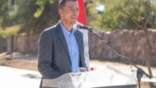 Emocionado hasta las lágrimas el Intendente de Jesús María despidió su gestión (Luis Picat lo hizo en un acto antes de  asumir como diputado)