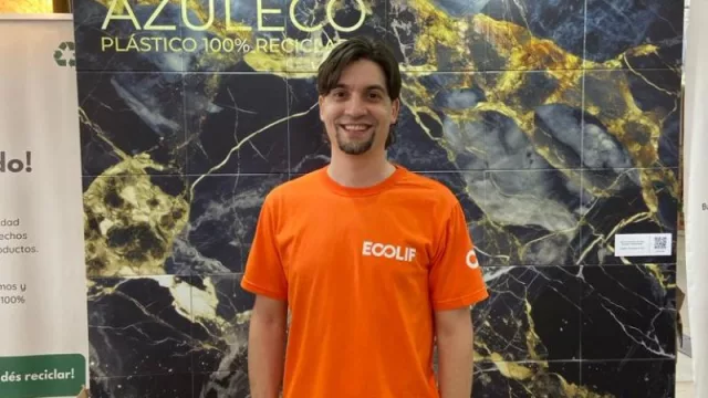 Ecolif, la cordobesa que produce objetos en plástico 100% reciclado (y trabaja con Coca-Cola y Mcdonald's), lanzó su línea de azulejos sustentables