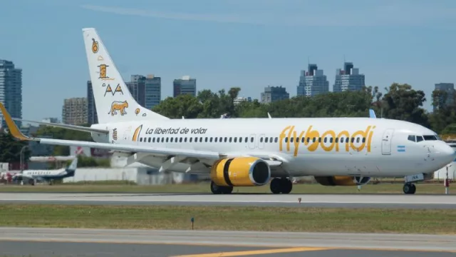 Empieza la reventa (de tickets aéreos): Flybondi hace la punta y revoluciona la industria de los viajes (el revendedor le pone el precio)