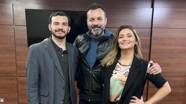 Santiago Pérez, José Pérez Elias y Cecilia Cerrone.