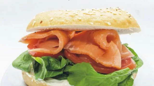 Mundo Salad: El verano marplatense está bien verde con Cabrera