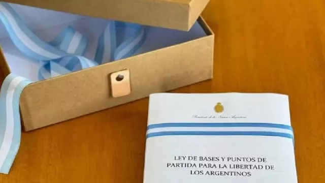 Los SRT, Fadea, Dioxitek entre las empresas que podrían privatizarse (este es el listado completo de las empresas de la ley ómnibus)