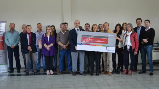 Holcim ayuda (nuevamente) a Escuelas Técnicas del país (3.600 beneficiados en 2017)