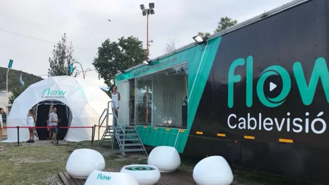 El domo junto al camión de Flow estará hasta el 31/01.