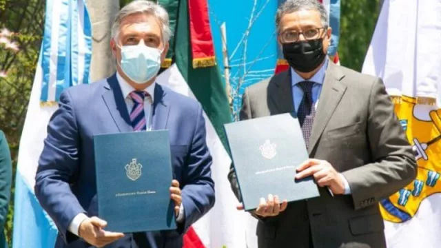 Acueducto Santa Fe-Córdoba: Llaryora recibió a la Delegación Kuwaití