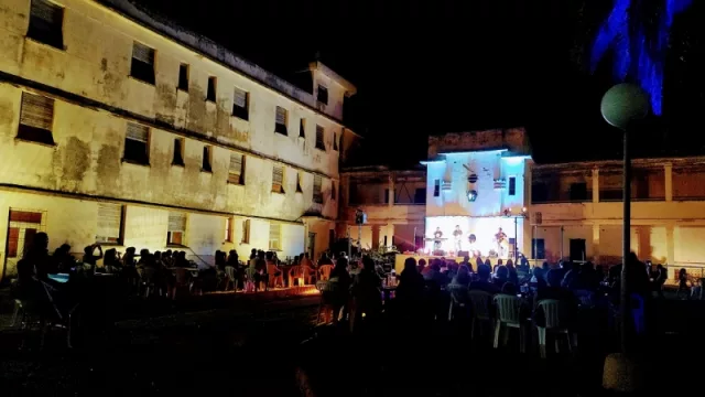 ¿Por qué son especiales los miércoles en Miramar de Ansenuza?