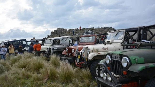 Se viene el tercer Encuentro de Jeeps de Paravachasca (esta vez tendrá su versión nocturna)