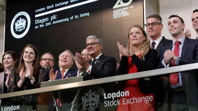 A los 20 años, Diageo (Johnnie Walker, Smirnoff, Guinness) brinda en serio: 180 países, 30.400 empleados