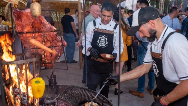 Jesús María: Luis Ballejos “el animador de los fuegos” (el embajador del Mejor Asado del Mundo)
