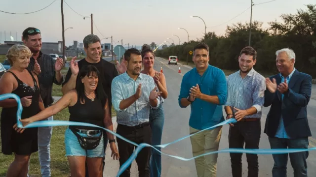 Se inauguró la pavimentación e iluminación de un nuevo ingreso a la ciudad (ubicado en zona norte)