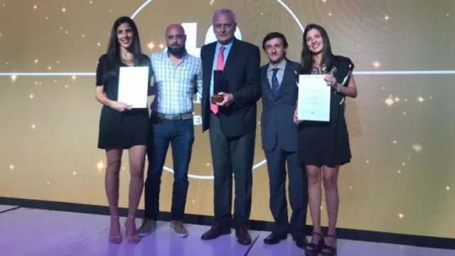 Mejor Capital Humano: Sanatorio Allende. Mención: Naranja y Apex
