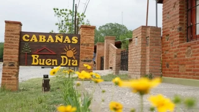 ¡Buen día!, ¿frutos secos como para comenzar la jornada? (así te reciben en La Serranita)