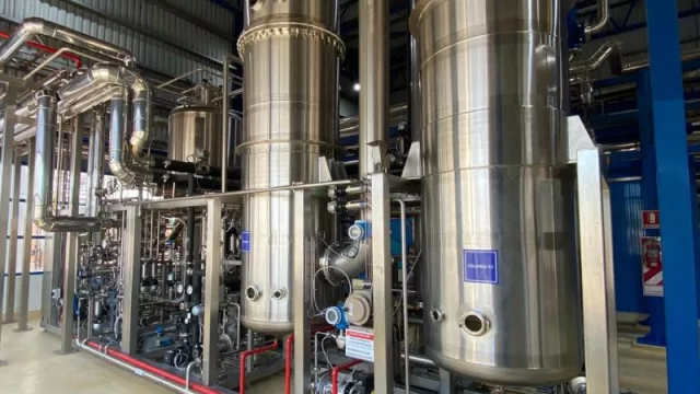 Cervecería y Maltería Quilmes revela cómo hace la Stella Artois 0,0% (que nace con alcohol) en su nueva planta de US$ 3 millones