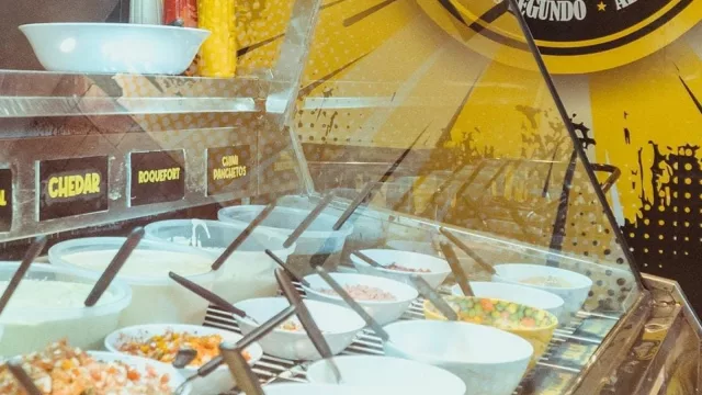 Pancheto´s, la clásica panchería de Río Segundo fiel a su fórmula: rápido, rico y barato