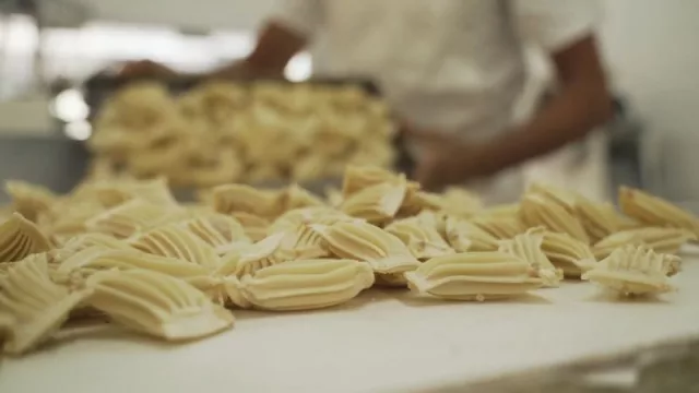 La Yema de Oro: una fábrica de pastas con el foco en la calidad de la materia prima (y con una clientela que perdura en el tiempo)