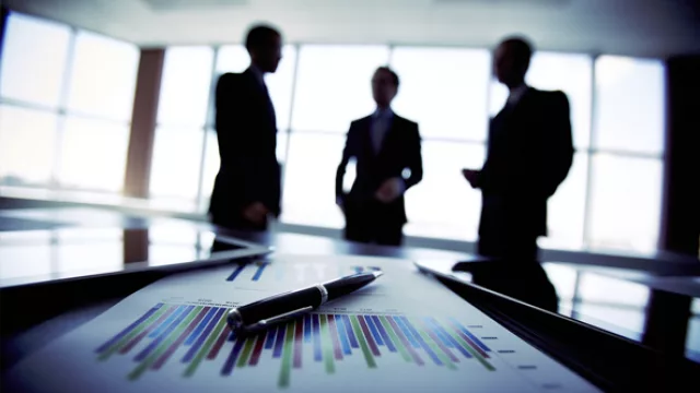 Sobre la empleabilidad después de los 40 y tantos, dice...