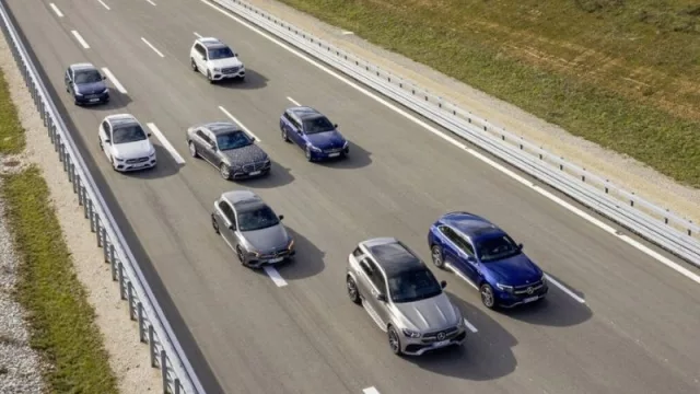 Mercedes-Benz consigue importante meta en conducción autónoma