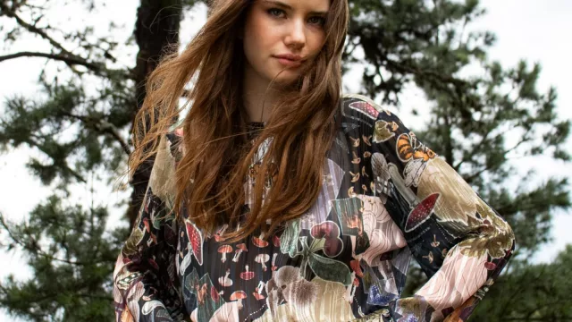 No es gastronomía pero está exquisita: Felicity Urban lanzó “Trama”, su colección FW24 (inspirada en hongos)