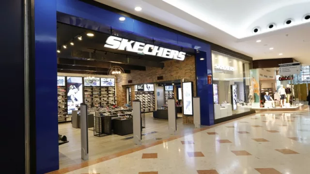 La norteamericana Skechers sigue pisando fuerte en Paraguay