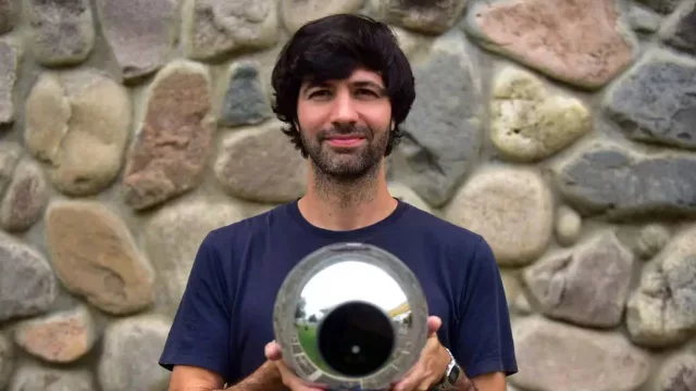 Mientras detienen el escaneo en España, Worldcoin insiste en ganar terreno en Argentina (mano a mano con Martín Mazza, una de las cabezas de LatAm)