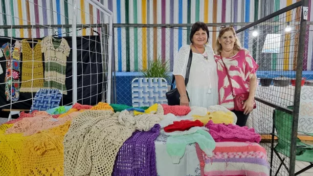 Es de Río Primero y desde hace 18 años vende sus tejidos en la Feria Brocheriana de Traslasierra