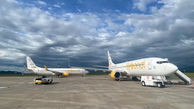 Flybondi quiere que vueles con estas tarifas: presenta “TravelFly” (tickets por $ 19.999 para ir de Córdoba a Salta o Mendoza)