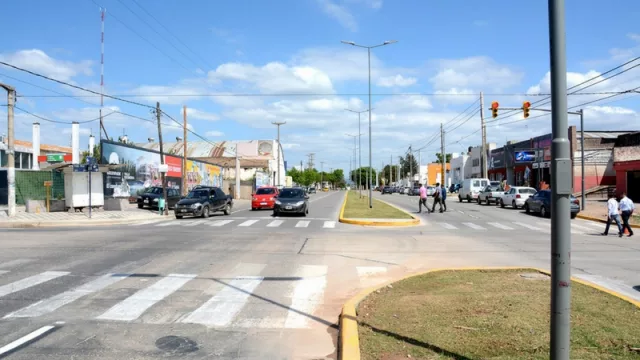 La avenida Duarte Quirós ya tiene LED, aliviador cloacal y un ensanche de 21 metros