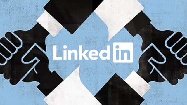 Documentos, por favor... Ah, tiene LinkedIn, pase, comente nomás (nueva funcionalidad en IN)