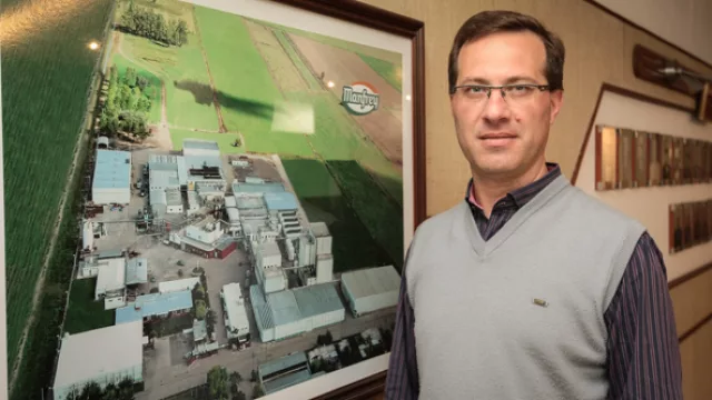 Claudio Novaresio , Gerente de Producción.