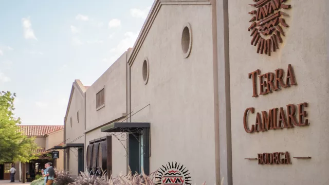 Terra Camiare (de Colonia Caroya) trae su festival “ Brindar”: 10 marcas, vinos y música para pasar el sábado (aunque llueva)