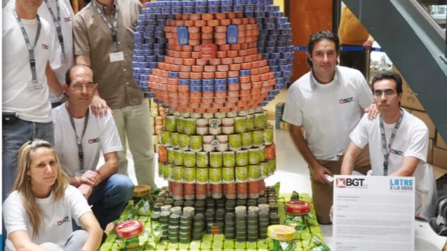 Vuelve Latas a la Obra con una megaescultura (y la participación de una decena de empresas)