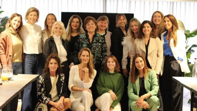 Encuentro de reflexión, inspiración y acción: mujeres empresarias debaten sobre la paz en los negocios (se reunieron 15 mujeres referentes del sector)
