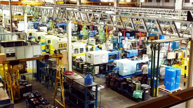 Preocupación en Luque: Mabe (ex Drean) despide a unos 200 trabajadores y para su producción por dos semanas