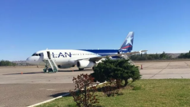 Segunda conexión con Chile: partió el primer vuelo directo a Santiago 