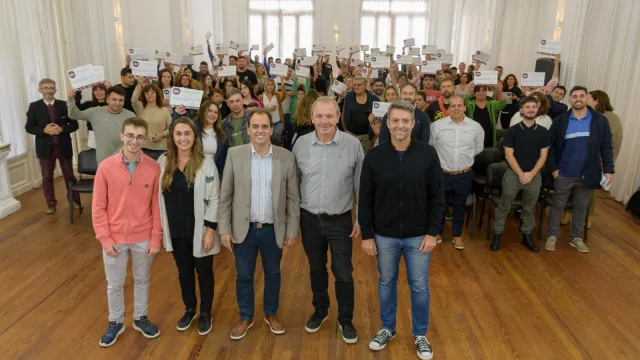 BPC Expréss: se realizó la entrega de certificados a los 100 beneficiarios del programa